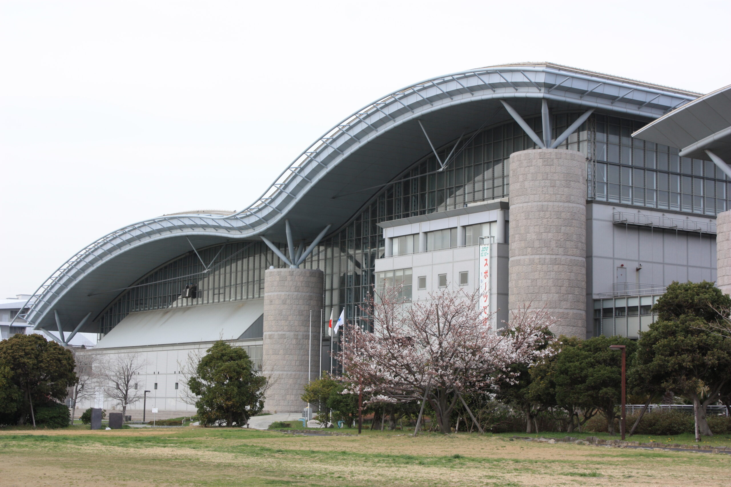 運動公園（バルドラール浦安アリーナ総合体育館）